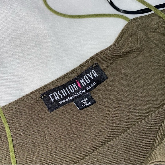 SPAGHETTI STRAP CROP TOP - Picture 4 of 6